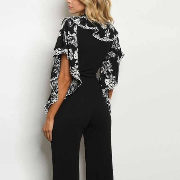 ❤️LAST S NEW Black White Ruffle Jumpsuit - Picture 3 of 8